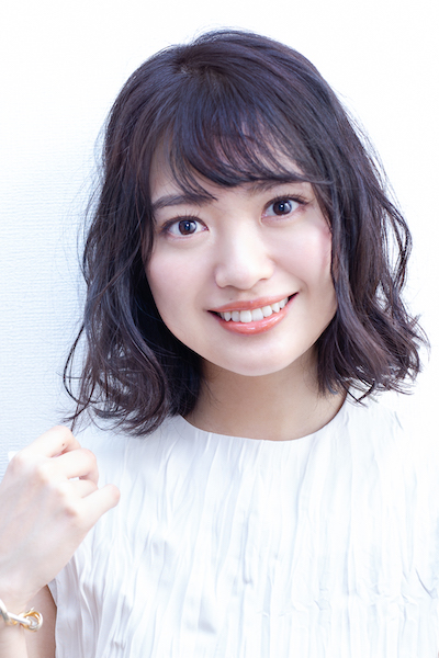 北原里英