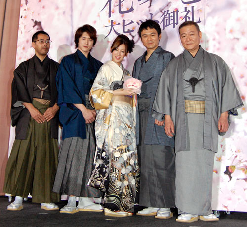 左から中西健二監督、宮尾俊太郎、北川景子、甲本雅裕、國村隼