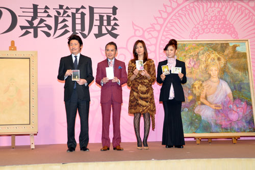 左から前田伸（日本電波塔株式会社社長）、片岡鶴太郎、工藤静香、八代亜紀