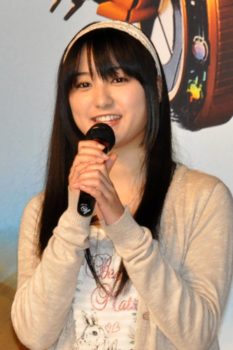 高田里穂