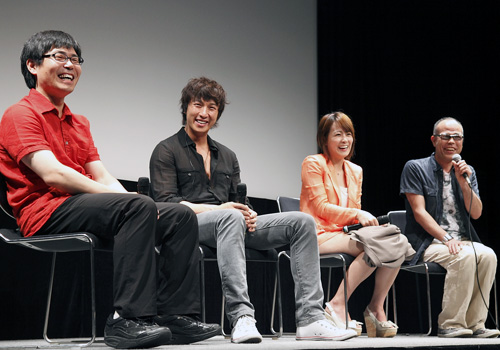 写真左からパク・サンジュン監督、パク・コニョン、リュ・ヒョンギョン、田中要次
