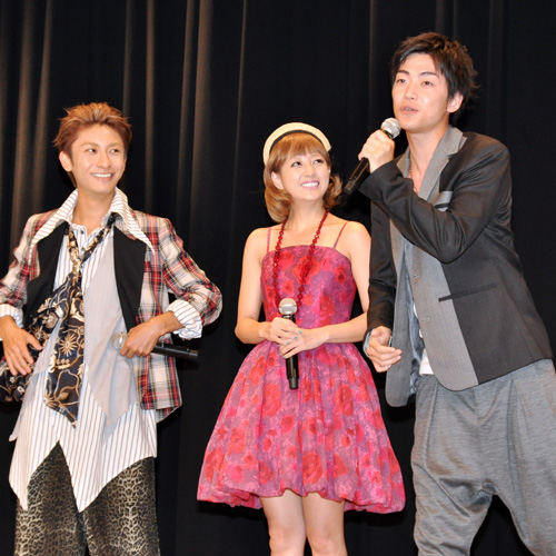 写真左から大東俊介、伊藤千晃（AAA）、與真司郎（AAA）