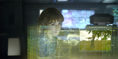 剛力彩芽が吹き替えを担当するエリザベス・ショウ役を演じるノオミ・ラパス
(C) 2012 TWENTIETH CENTURY FOX