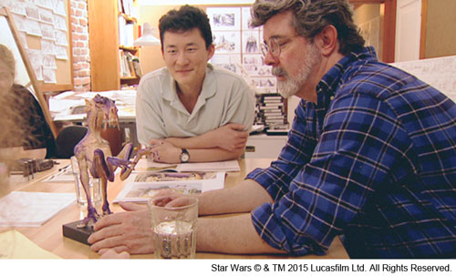 ダグ・チャン（左）とジョージ・ルーカス（右）
Star Wars (C) & TM 2015 Lucasfilm Ltd. All Rights Reserved.
