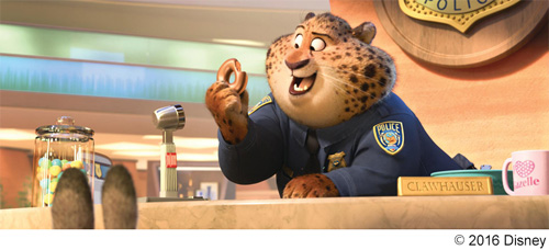 こちらが未使用シーンが何時間分もあるという警察署受付のクロウハウザー
(C) 2016 Disney