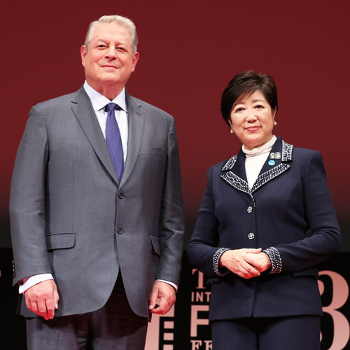 小池百合子東京都知事、アル・ゴアは「地球を守る伝道師」