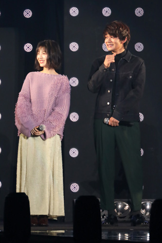 浜辺美波と北村匠海