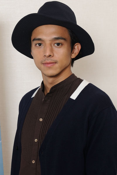 満島真之介