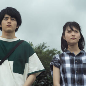 『ドラゴン桜』でブレイクの志田彩良と鈴鹿央士、再び同級生として繊細な高校生を繊細かつ真っ直ぐに表現！