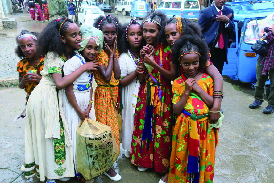 『アシェンダ！ エチオピア北部地域社会の女性のお祭り』