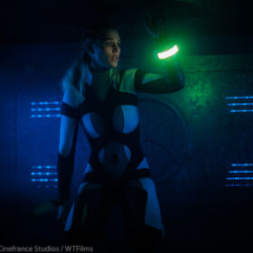 『TUBE チューブ 死の脱出』