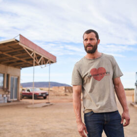 ドラマ『ザ・ツーリスト 俺は誰だ?』