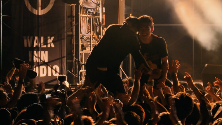 『素晴らしき日々も狼狽える』