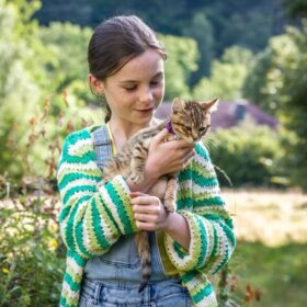 猫好き悶絶必至！ 愛らしい少女と子猫の絆を描いたフランス映画『ルー、パリで生まれた猫』公開
