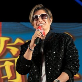 GACKT、片岡愛之助に「（顔を）舐めてもらえますか」と衝撃提案!?『翔んで埼玉 ～琵琶湖より愛をこめて～』大阪プレミアイベント