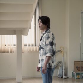 山下智久演じるカリスマホスト、ホステスから全財産を奪い向かう先は…？ 『TOKYO VICE Season2』