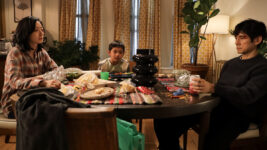 誘拐事件が暴く、夫婦の“見たくなかった真実”とは? 西島秀俊がNYに生きる夫を熱演 注目の記事をピックアップ