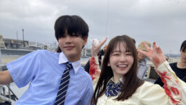 長尾謙杜、山田杏奈と“血だらけ”でピース!? 『恋に至る病』和気藹々なメイキング写真公開
