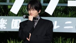 板垣李光人、終戦80年の物語に魂込める 『ペリリュー』東京プレミアで熱いメッセージ