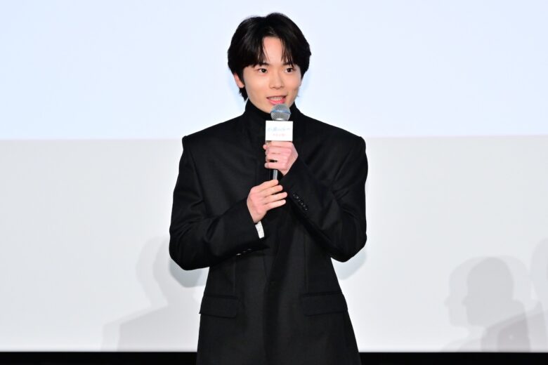 『君の顔では泣けない』