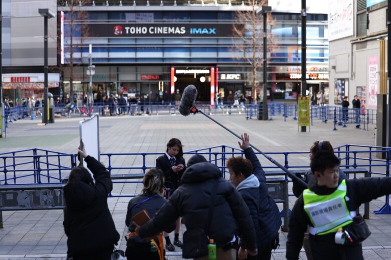 『東京逃避行』