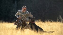 “一人で映画を背負える数少ないスター” ブラッド・ピットが底力を示す最新作と60代の充実ぶり