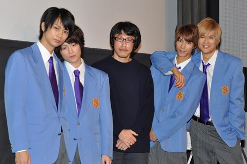 写真左から馬場良馬、内藤大希、横井健司監督、浜尾京介、渡辺大輔