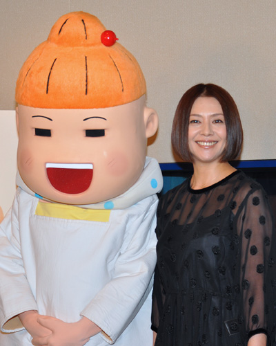 かあさんの着ぐるみと小泉今日子