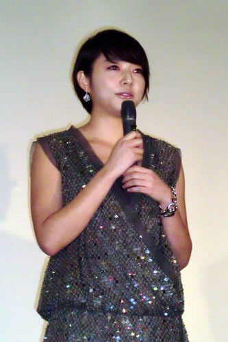 日大在学中の韓流女優イ・アイ。共演者の日本語に「まだまだですね」と余裕の笑み
