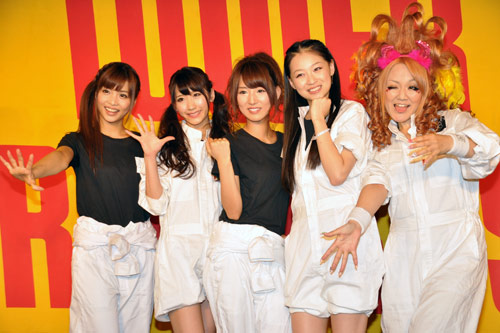 SDN48のメンバー。写真左から加藤雅美、小原春香、佐藤由加理、チェン・チュー、なちゅ