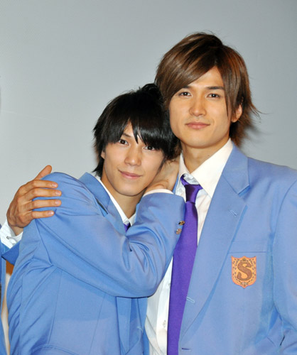 浜尾京介（左）と渡辺大輔（右）