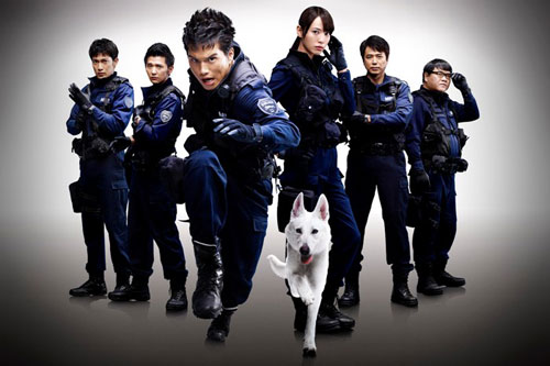 市原隼人主演『DOG×POLICE』主題歌で新人アーティスト「シクラメン」を大抜擢！