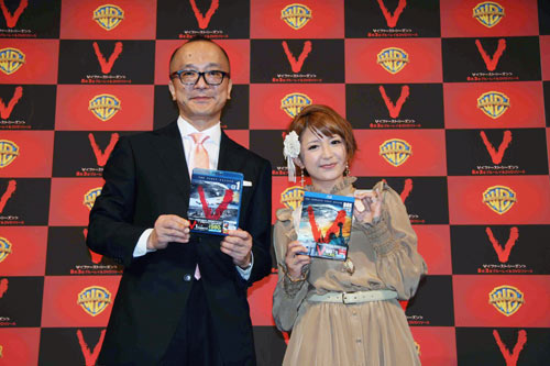 山田五郎（左）と矢口真里（右）