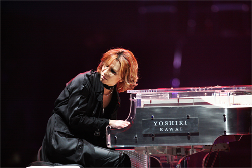 ゴールデングローブ賞のテーマ曲を作曲することになったYOSHIKI