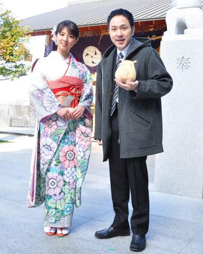 桜庭ななみ（左）と松山洋監督（右）