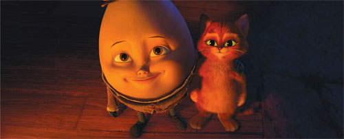 『長ぐつをはいたネコ』より。仲良しだった幼い頃のハンプティ・ダンプティ（左）とプス（右）
PUSS IN BOOTS (R) and (C) 2011 DreamWorks Animation LLC. All Rights Reserved.