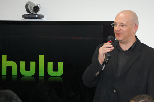 Huluが月額利用料を980円に値下げ。今後のコンテンツ拡充にも自信のぞかせる
