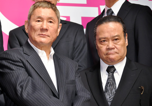 北野武監督（左）と西田敏行（右）