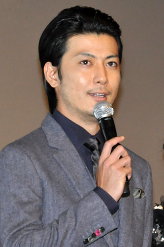 玉山鉄二