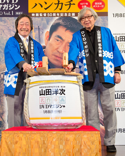 武田鉄矢（左）と山田洋次監督（右）