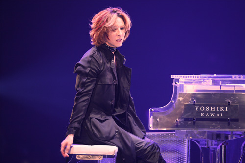 YOSHIKI