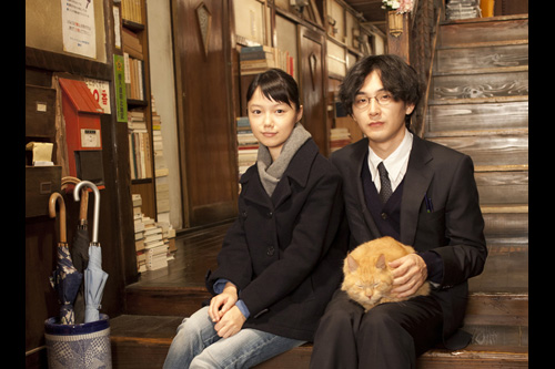 『舟を編む』主演の松田龍平（左）と宮崎あおい（右）
(C) 2013「舟を編む」製作委員会