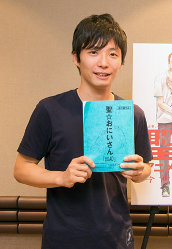 仕事復帰したばかりの星野源が、『聖☆おにいさん』主題歌「ギャグ」を書き下ろし