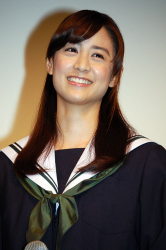 山本美月