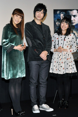 左から白石涼子、逢坂良太、佐藤聡美