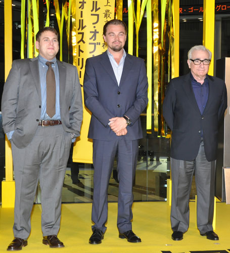 左からジョナ・ヒル、レオナルド・ディカプリオ、マーティン・スコセッシ監督