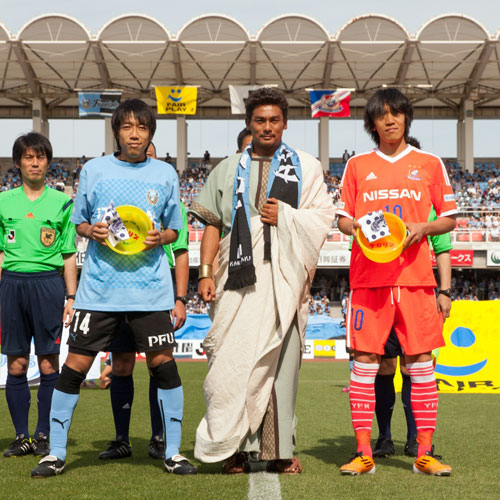 『テルマエ・ロマエII』の宍戸開、W杯代表の大久保選手と斎藤選手に「リラックスして」