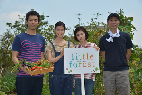 左から三浦貴大、橋本愛、松岡茉優、森淳一監督