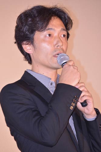 佐藤信介監督