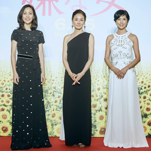 左から木村佳乃、吉田羊、黒木瞳